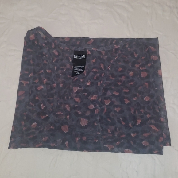 Victoria’s Secret Sport Mesh Leopard Racerbak - Picture 6 of 6